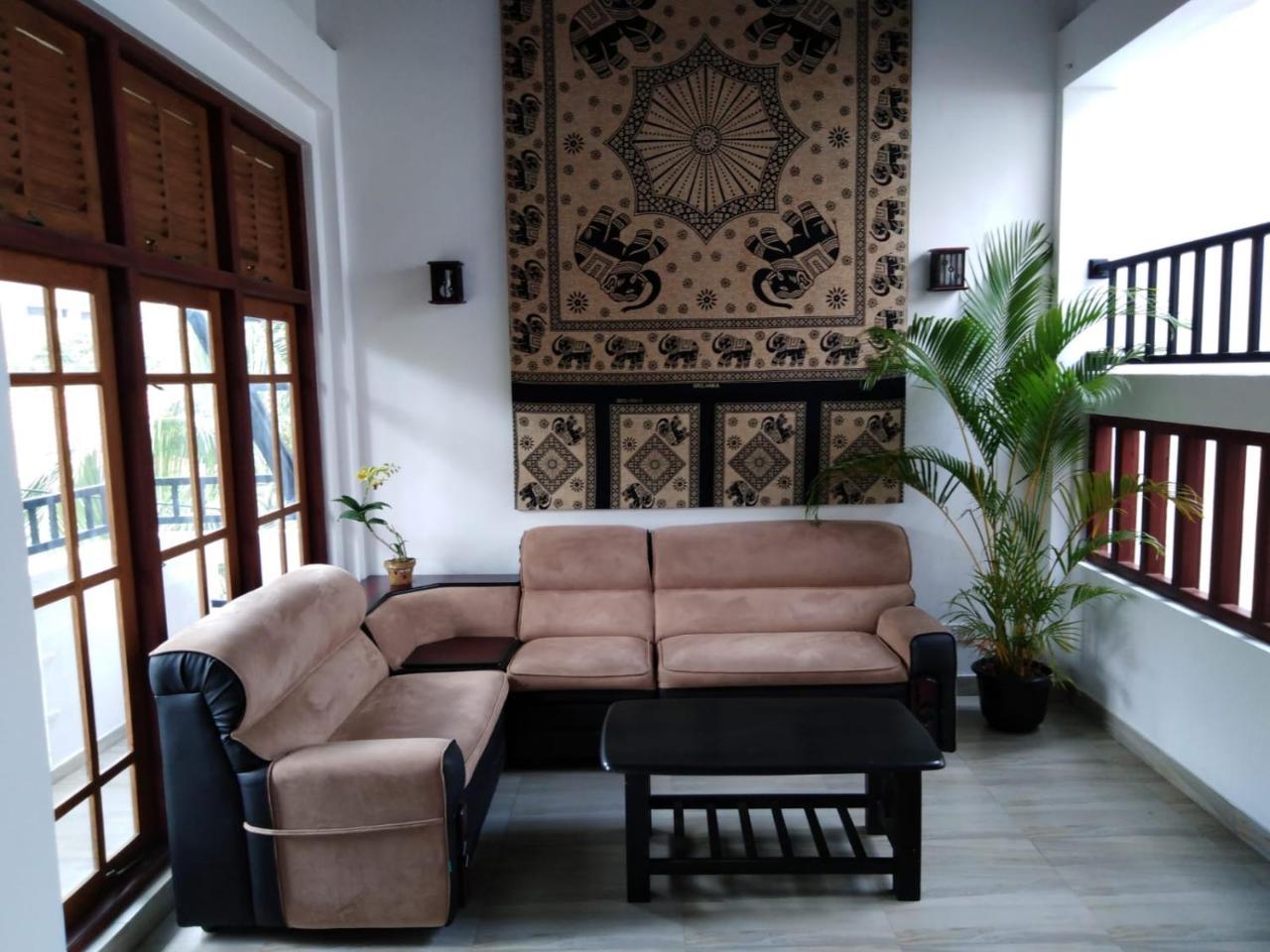 Lija Residence Negombo Eksteriør bilde