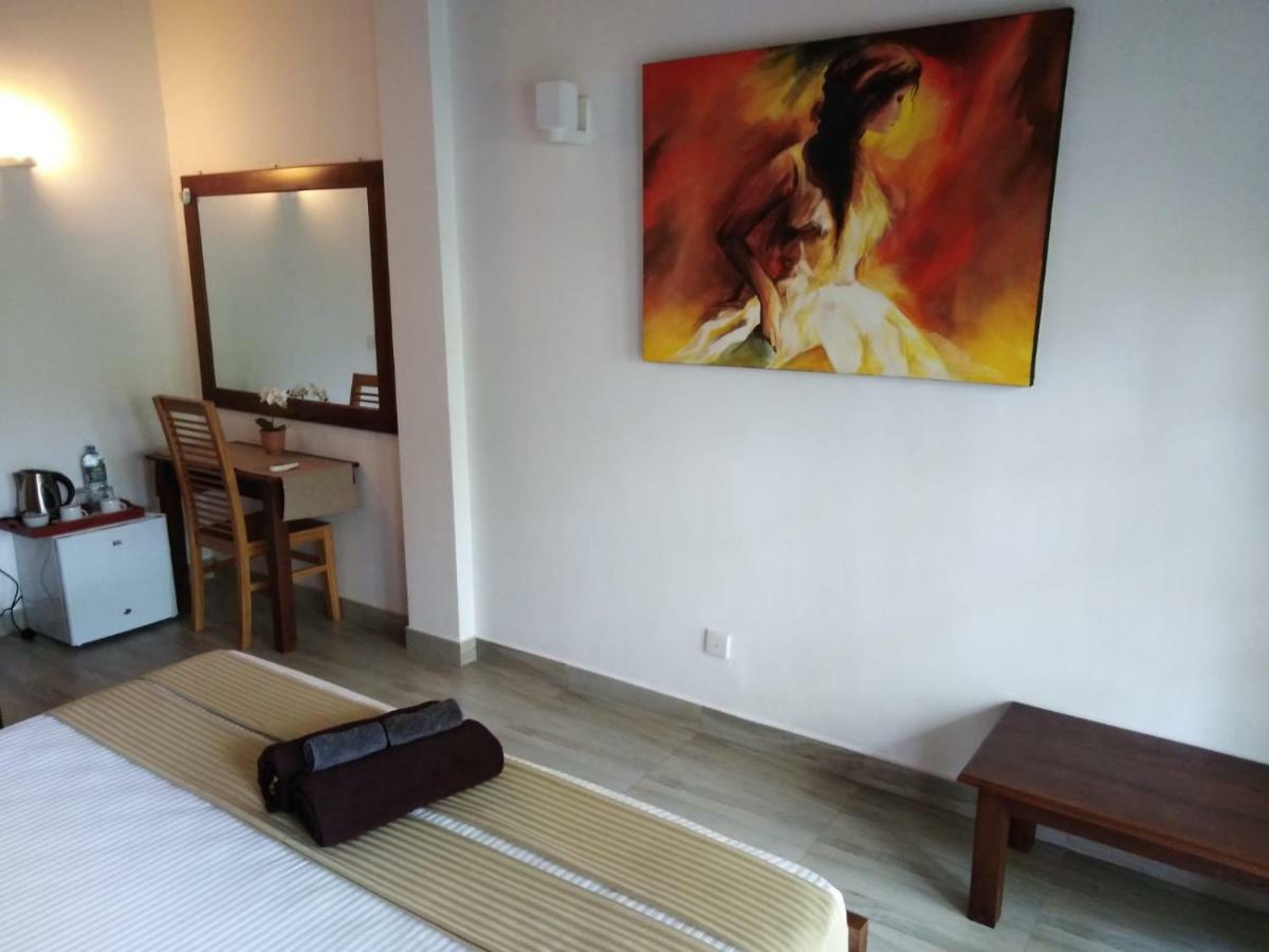 Lija Residence Negombo Eksteriør bilde